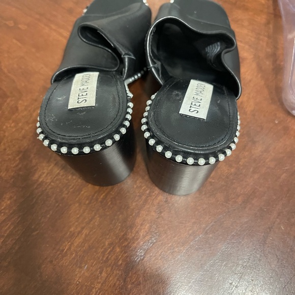 Steve Madden Leather Block Heel Pearl  Decoded Sandals - Picture 7 of 12